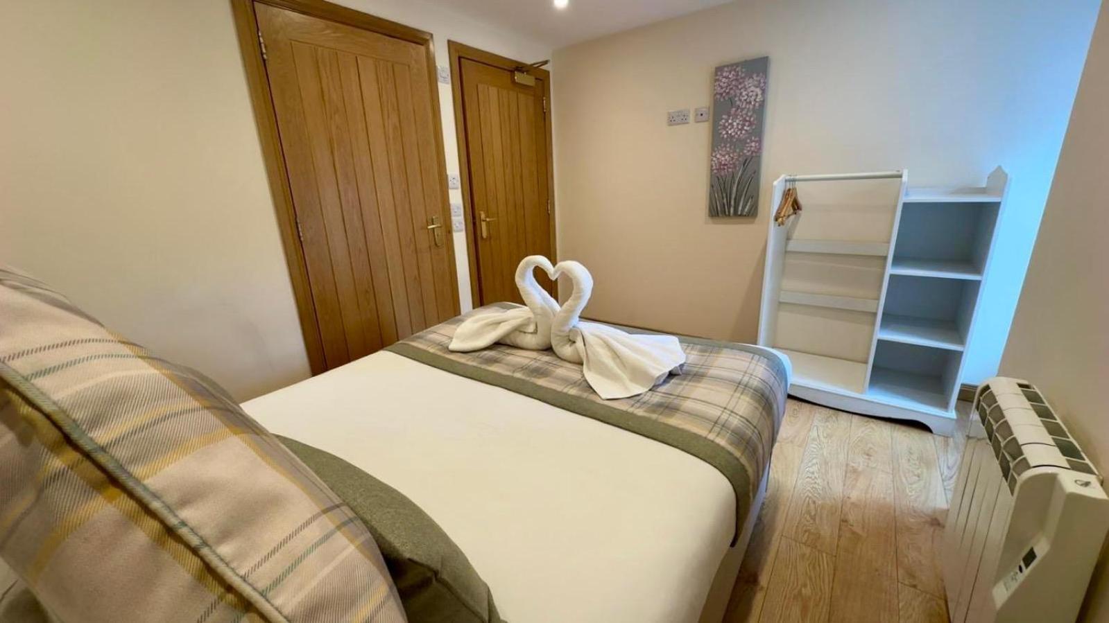 Waverley Inn Holiday Apartments Inverness Exterior foto